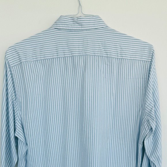 New With Tags: Express Light Blue Striped Men's Collared Soft Wash Shirt - Picture 4 of 4